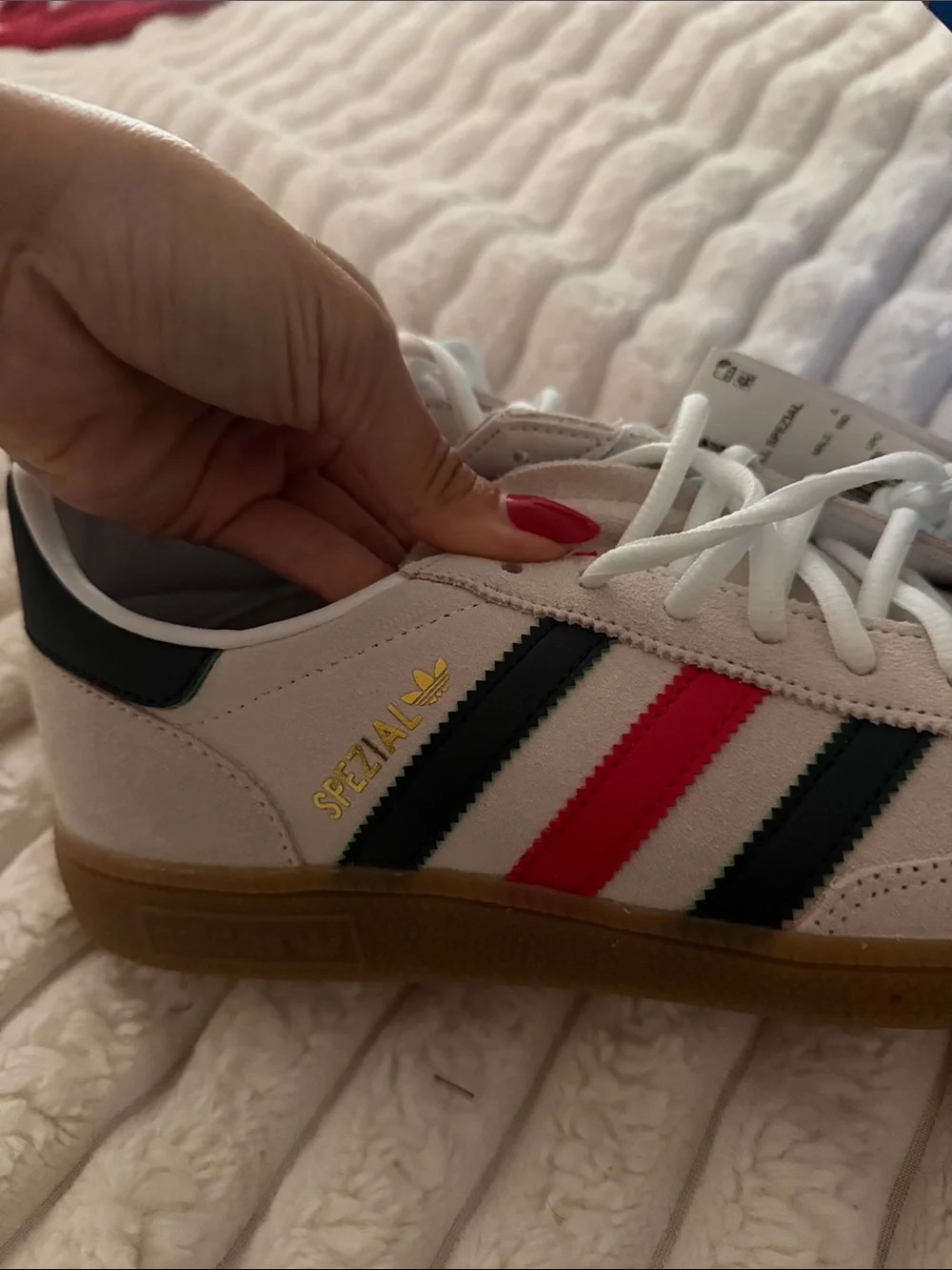 Adidas spezial 8.5